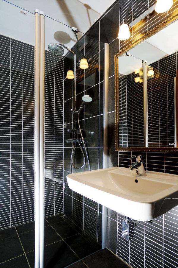 Hotel Kristin Hradek Дечин Экстерьер фото